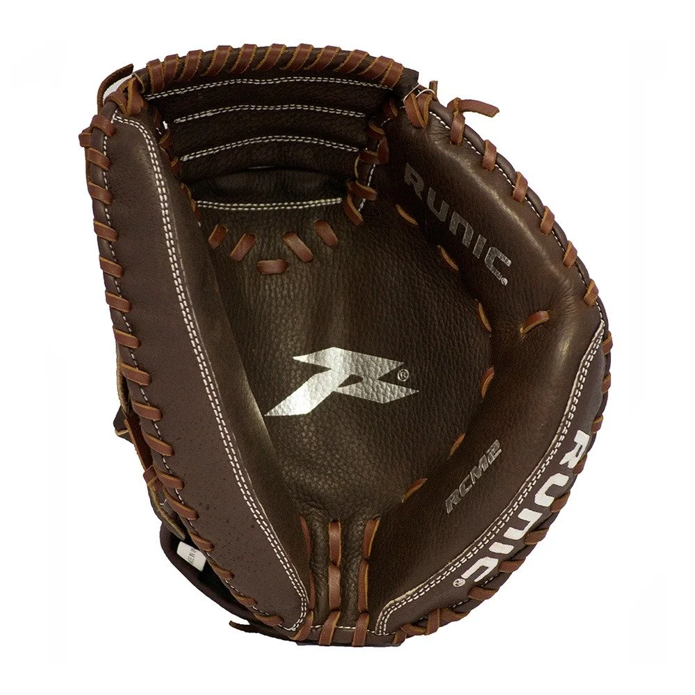 detalle de la mascota de catcher beisbol runic con telas transpirables