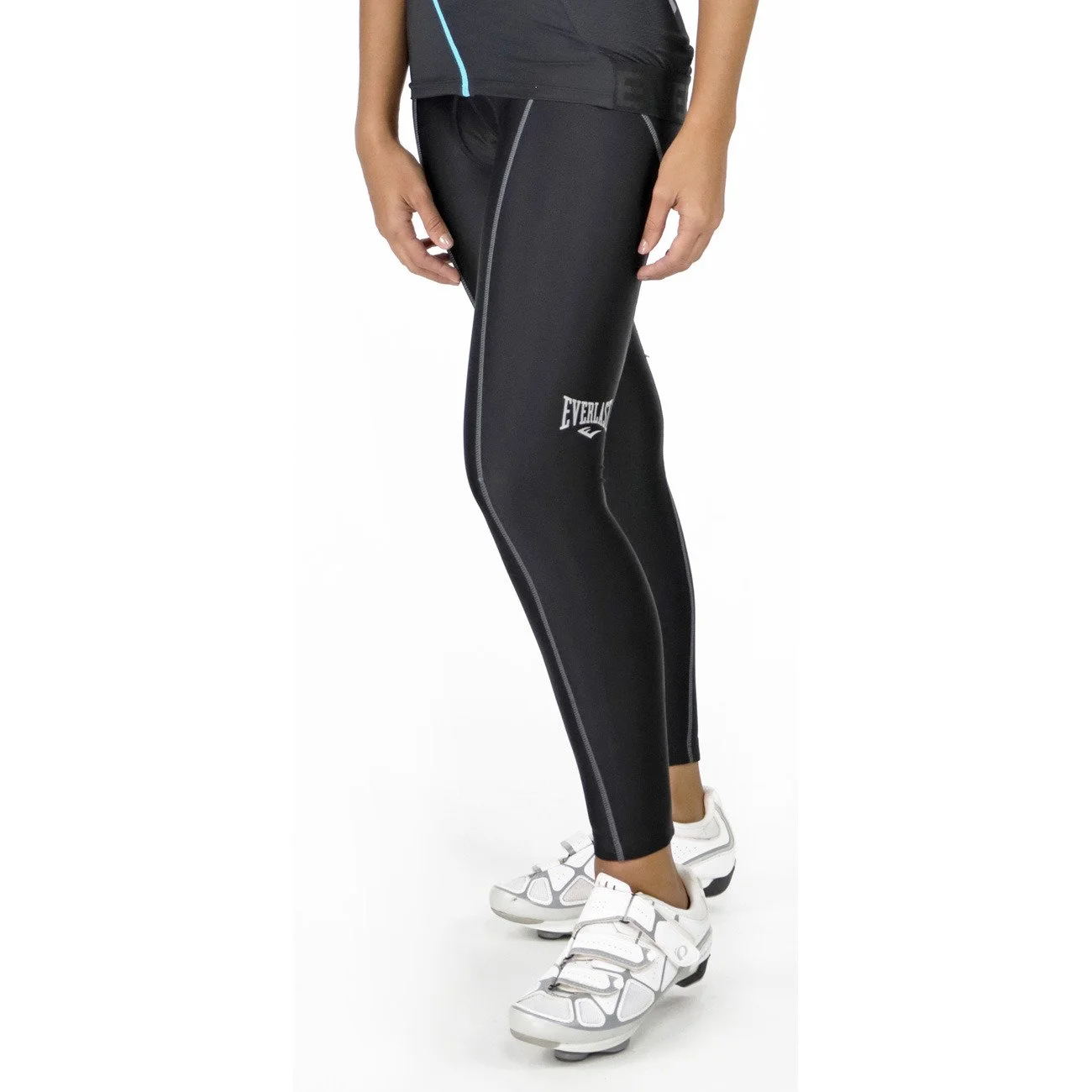 detalle de la tela transpirable del legging de ciclismo
