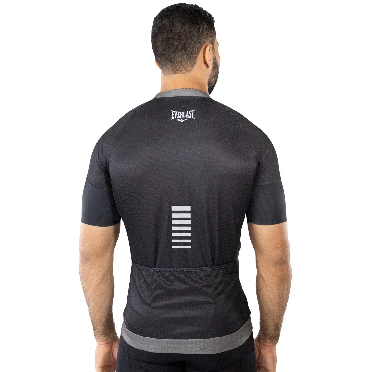 diseño aerodinámico jersey deportivo