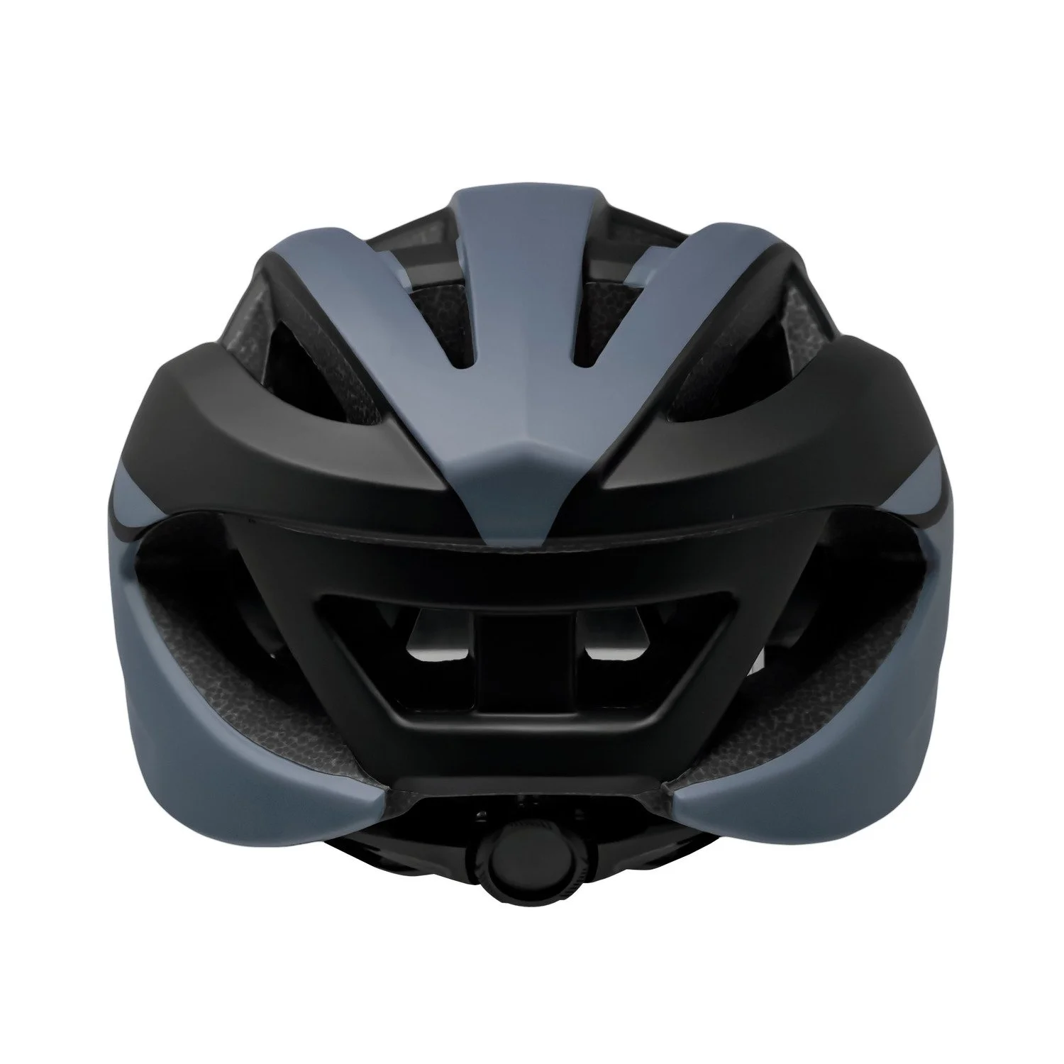 casco de ciclismo en acción