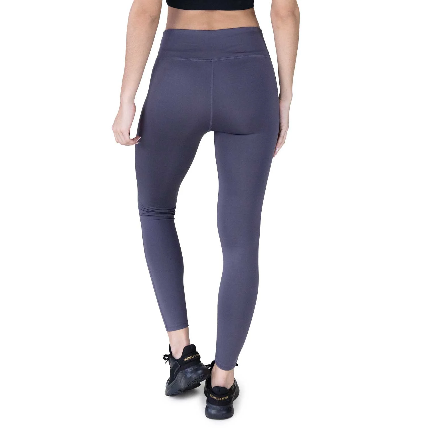 detalle de la parte inferior del legging everlast