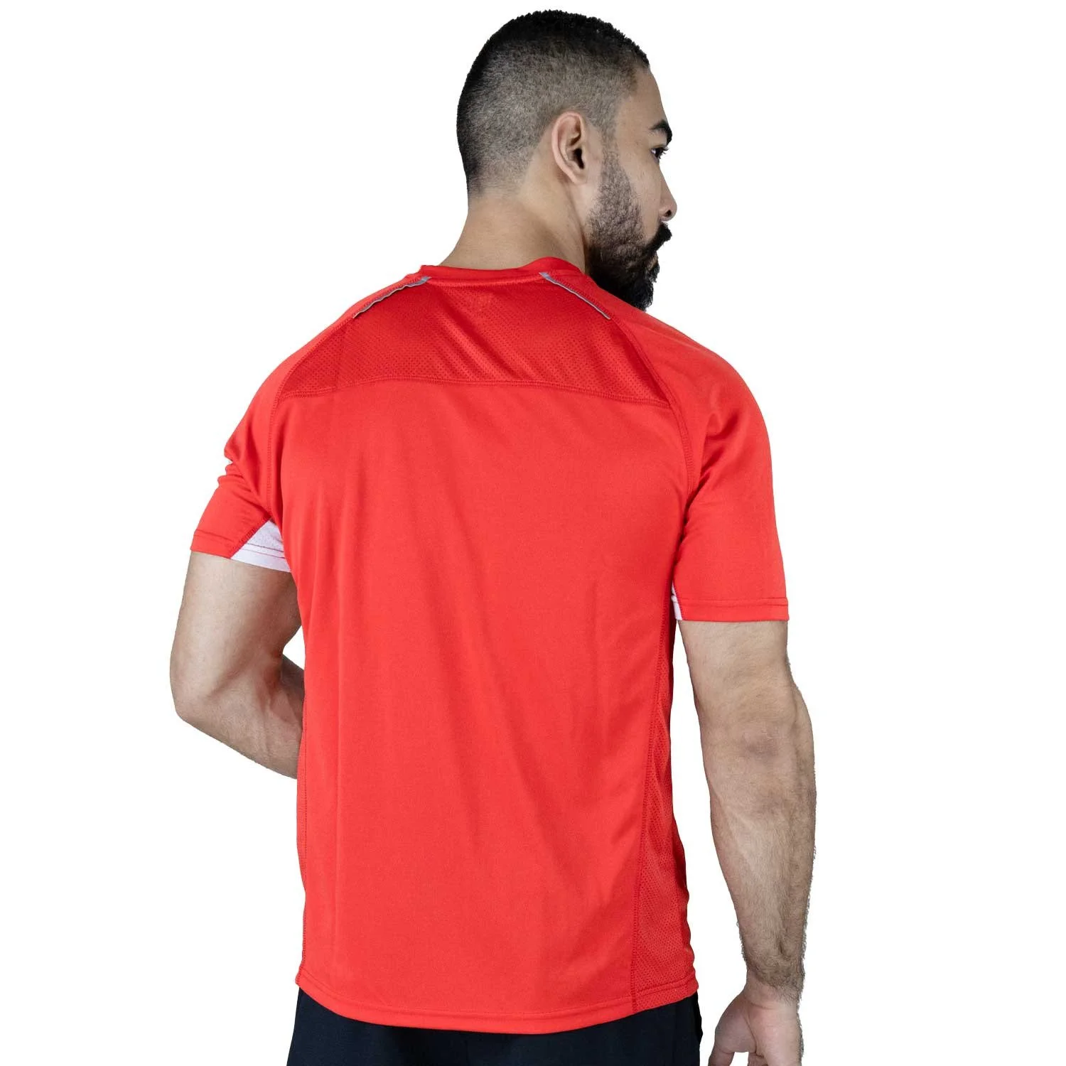 detalle de la tela transpirable del t-shirt everlast