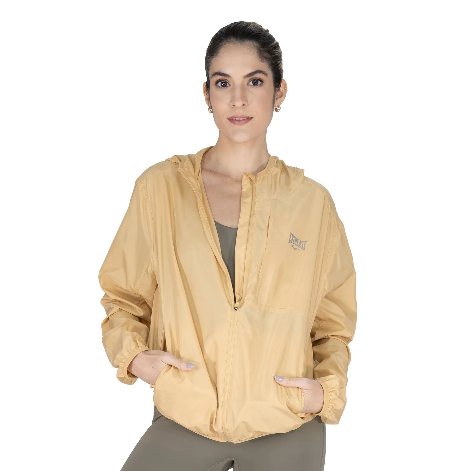 vista posterior de la chaqueta, diseño ergonómico