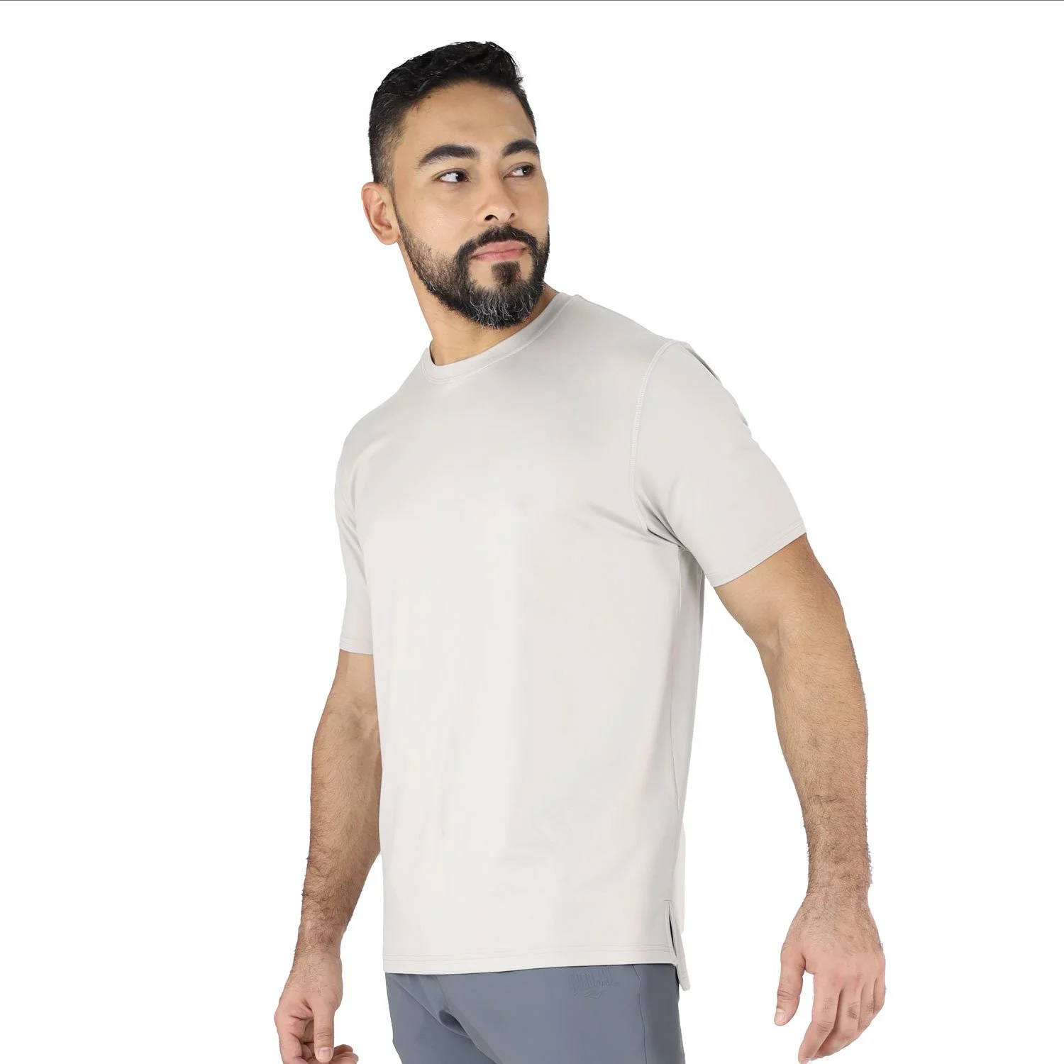diseño ergonómico del t-shirt e-day deportivo