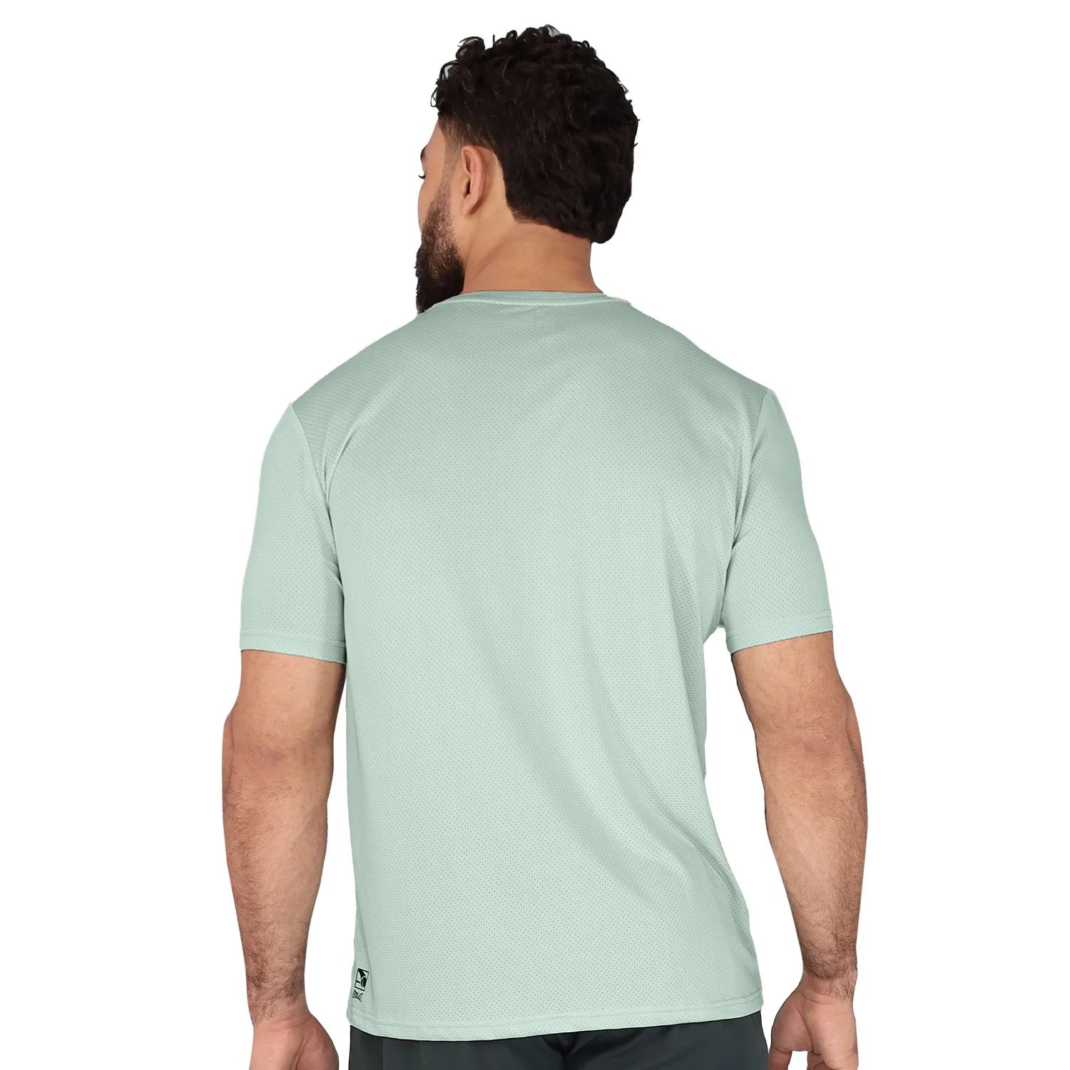 detalle de la costura del t-shirt everlast poliester deportivo