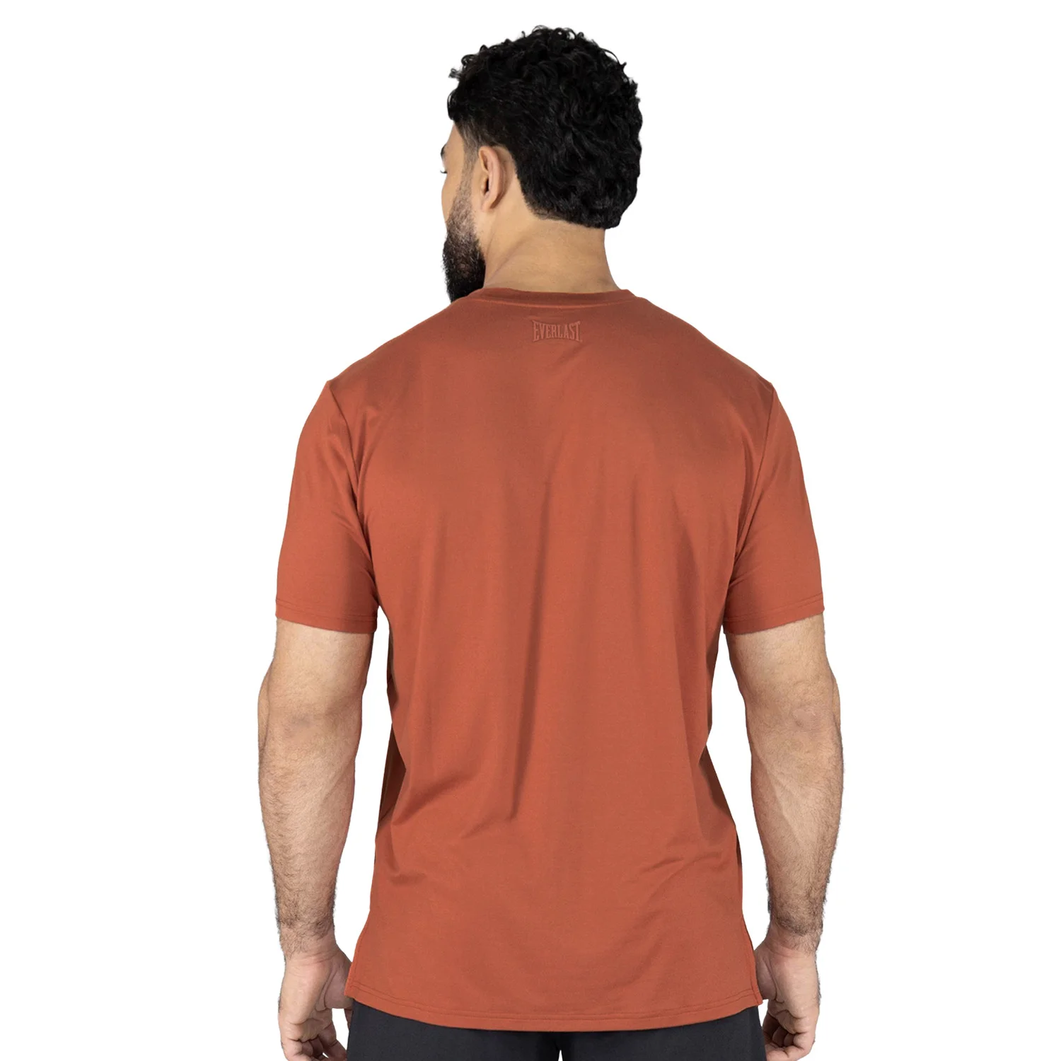 detalle de la tela transpirable del t-shirt everlast e-day entrenamiento