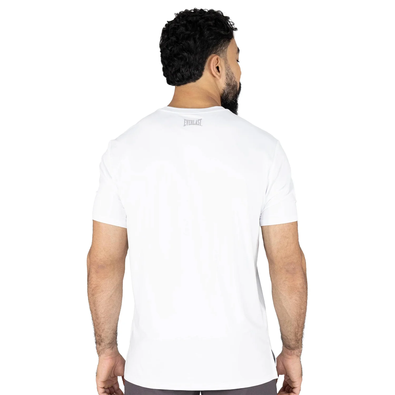 detalle de la tela transpirable del t-shirt everlast e-day spandex