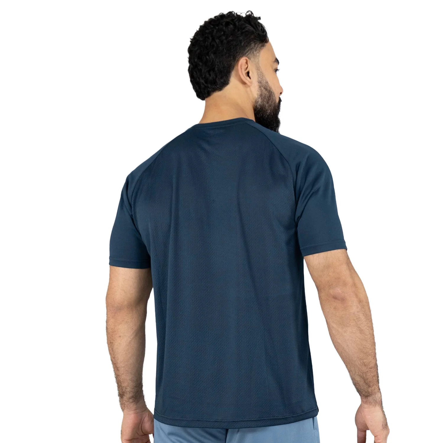 detalle de la tela transpirable del t-shirt