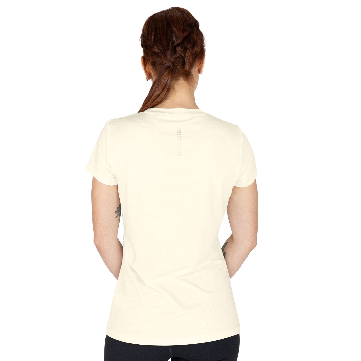 detalle de la tela transpirable de la tshirt fem poly everlast top