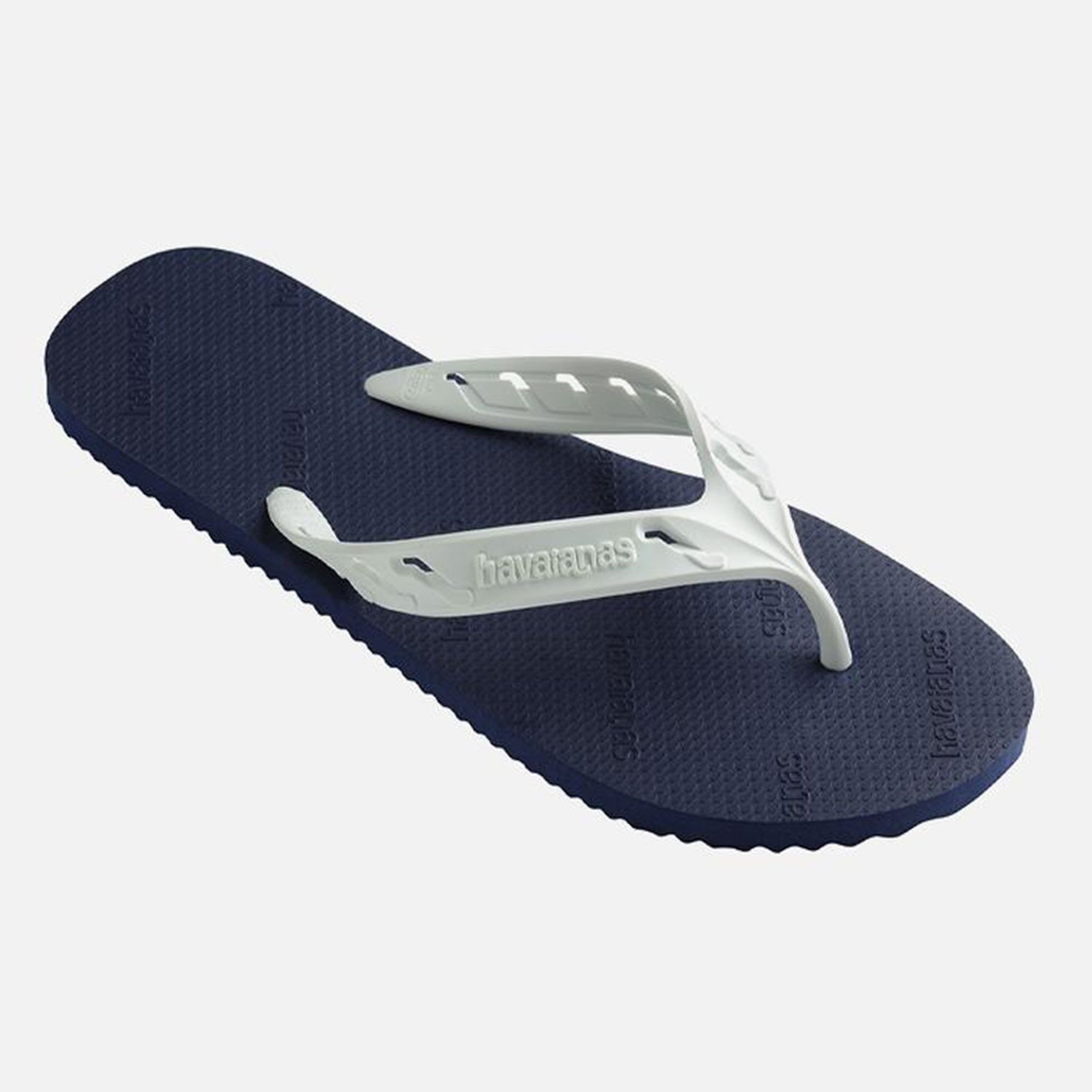 Chanclas de playa: Detalle suela antideslizante y diseño
