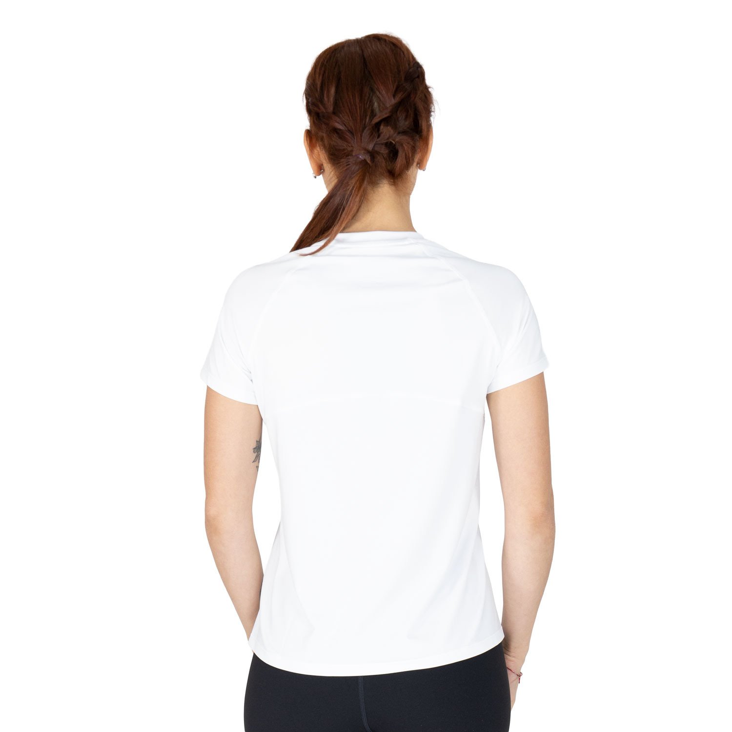 detalle de la tshirt everlast oasis, material transpirable