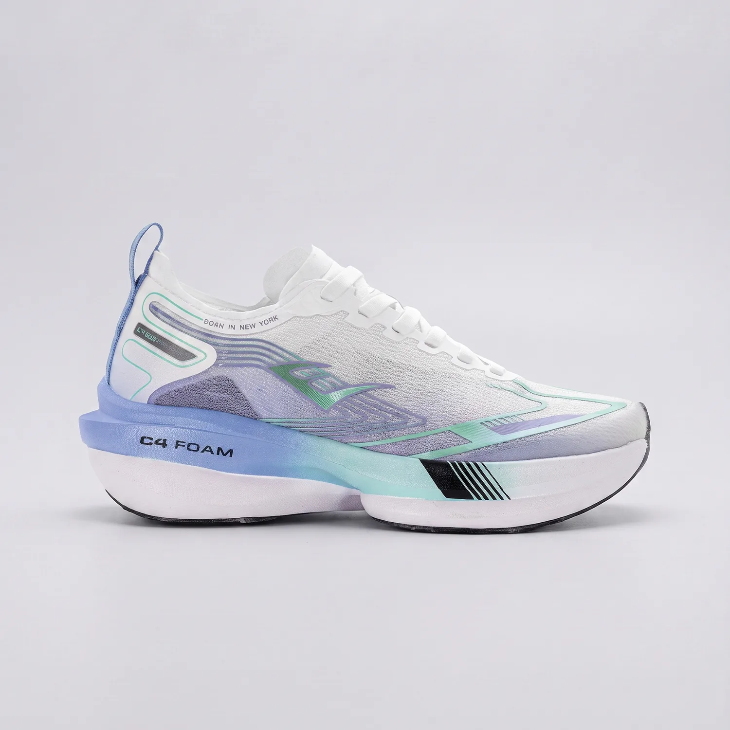 Zapatillas Elite Venom-D3 Everlast para dama en color Blanco/Lila claro/Aqua, vista lateral